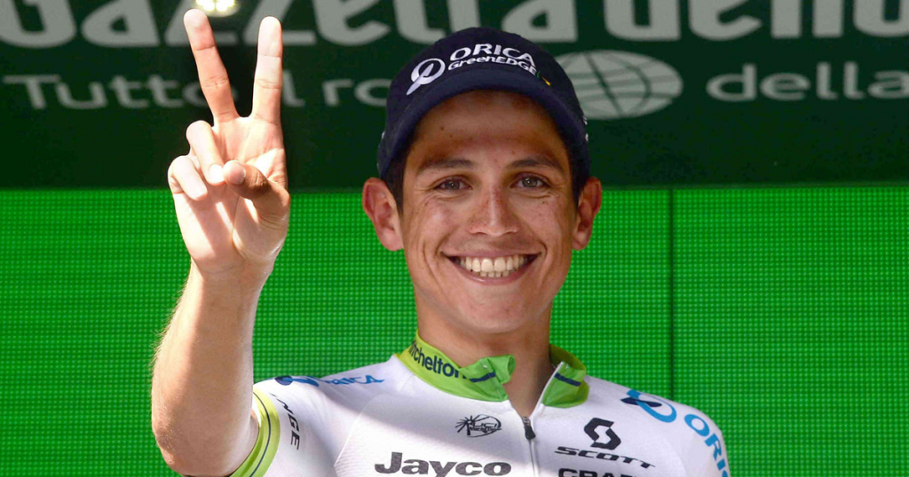 © Estebanchaves.com