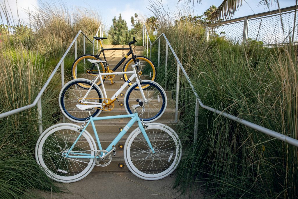 Difference Between Bicycle and Motorcycle Shipping